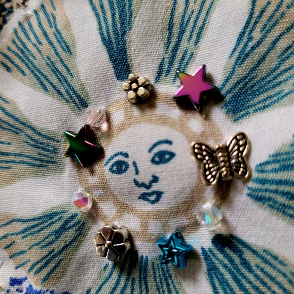 Handmade Artsy Boho Sun Crossbody Pouch - Picture 2 of 14